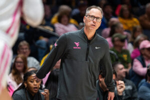 COLUMN: Mark Kellogg made a major statement by keeping the WVU women's hoops team moving forward